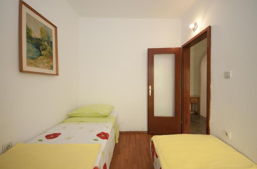 Apartments Kalajzic Pucisca Room photo